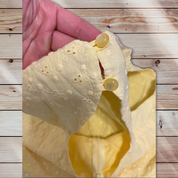 Yellow Peplum Kirra too SO CUTE!!!! - Picture 3 of 9